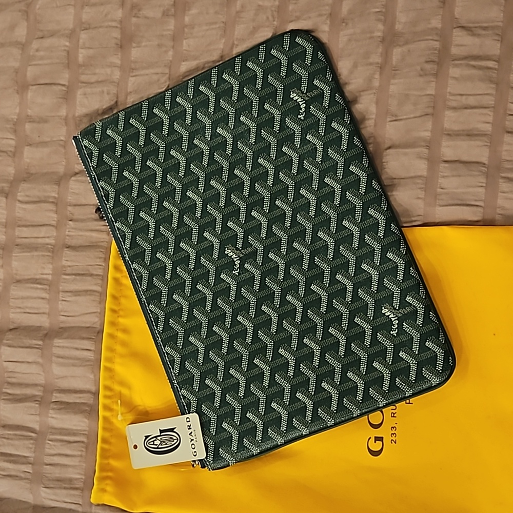 Goyard pouch with dust bag, NWT